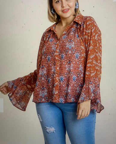 floral mix top for plus sizes, boho look