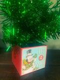 Tinsel Tree in Retro Gift Box