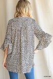 leopard top with a boho vibe, perfect to wear with leggings