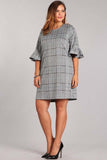 plus size fall dress in white and black plaid 
