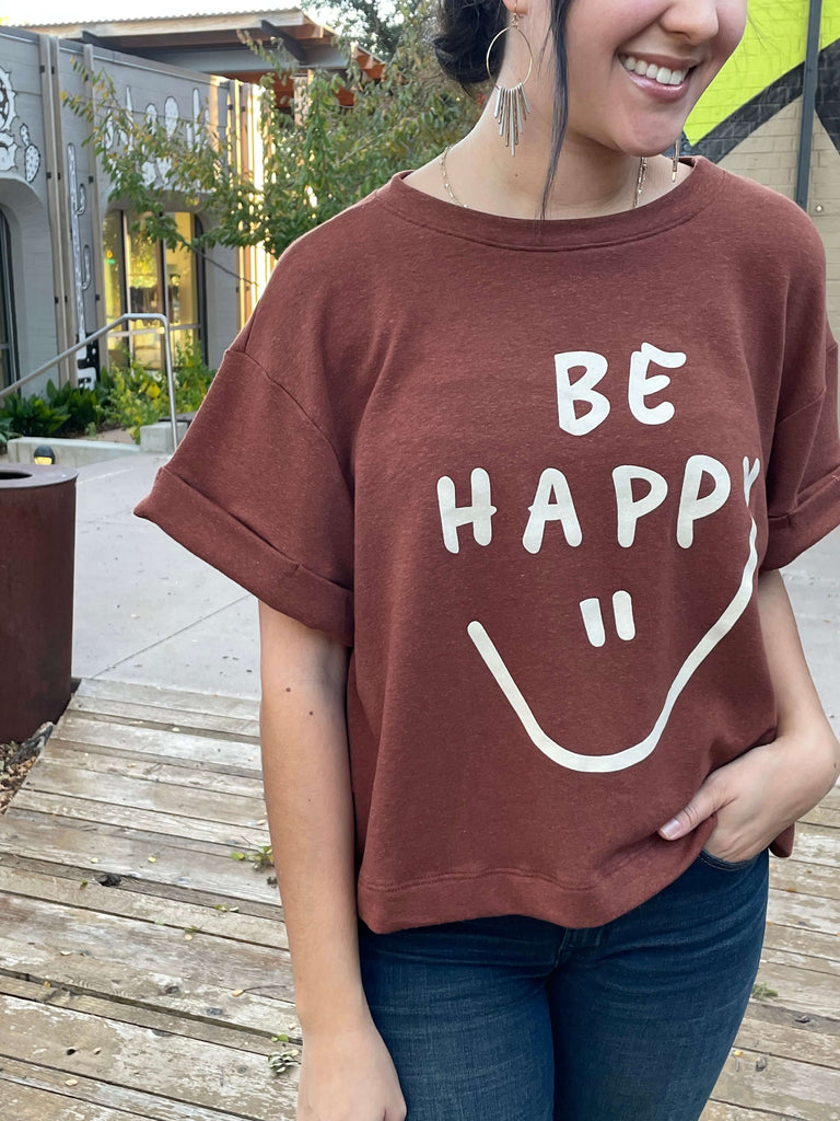 Be happy graphic tee in our boutique aunt lillie bells